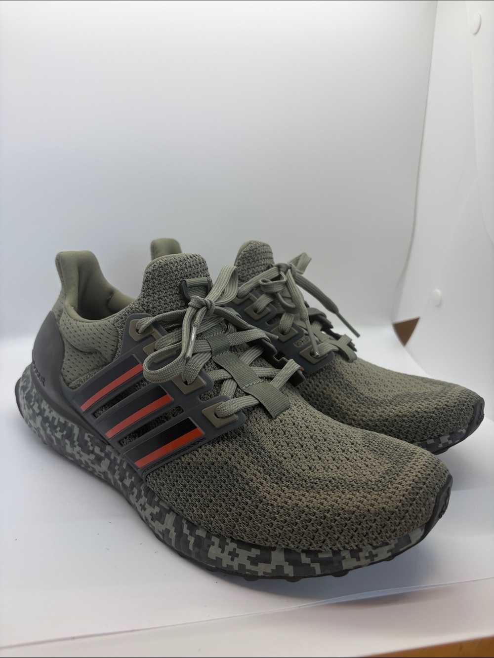 Adidas UltraBoost DNA Digital Camo-Legend Earth Green/ Men’s size 8 -EUC